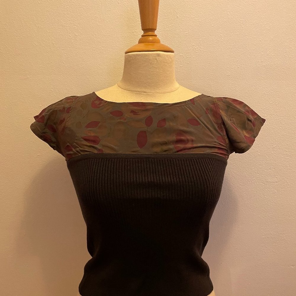 NWOT original easel NYC contemporary sweater brand cap sleeve top